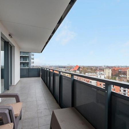 Grand Apartments - Luxury Apartment On The 11Th Floor With A View Of The Old Town Гданьск Экстерьер фото